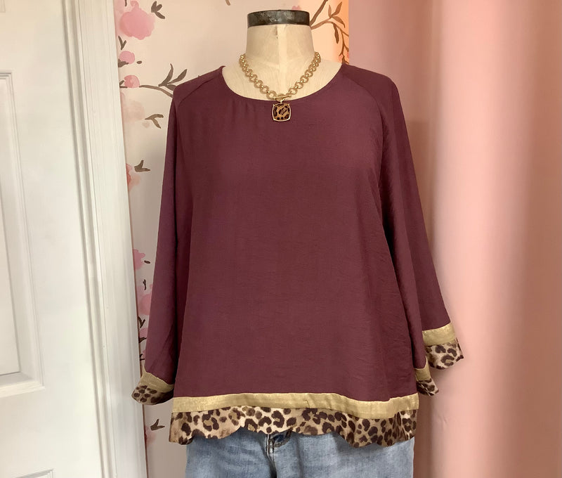 Red Bean Top With Leopard Trim