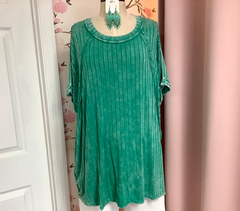 Kelly Green Acid Washed Ribbed Short sleeve Boat-Neck Top Curvy Plus