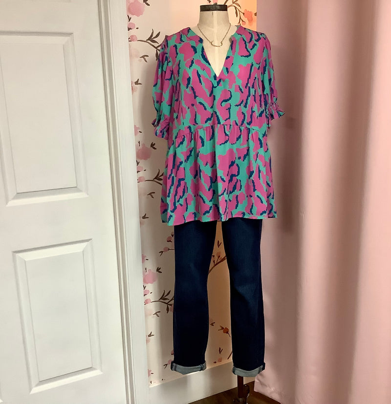 Leopard Print V Neck Top Plus Curvy
